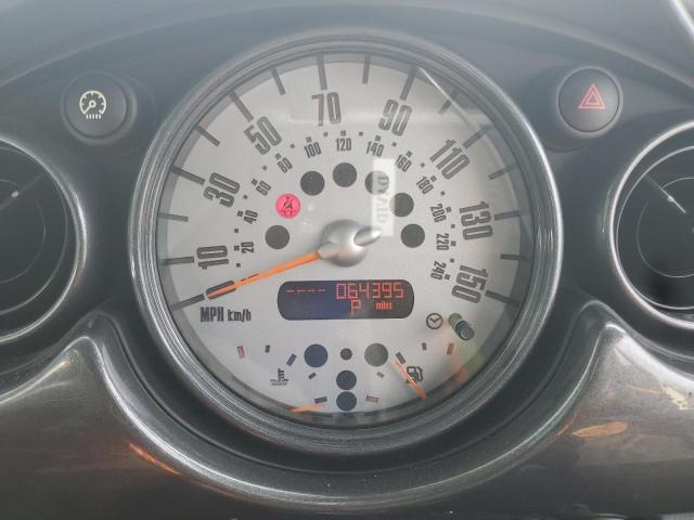 Photo 9 from auction – 2006 MINI COOPER with VIN WMWRC335X6TJ79627