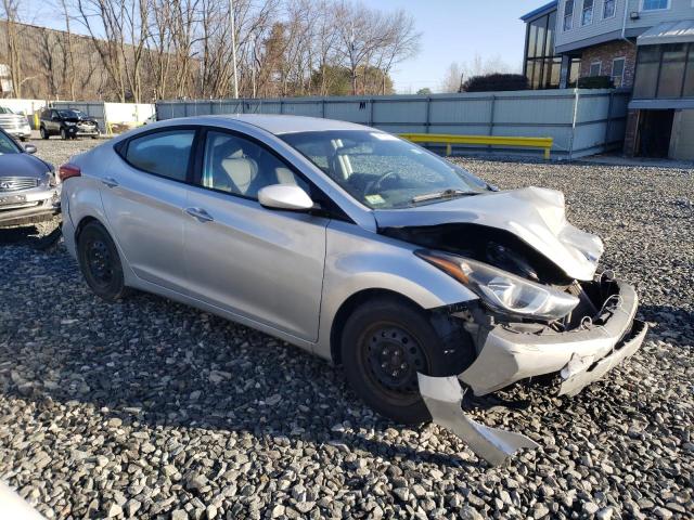 Photo 4 from auction – 2016 HYUNDAI ELANTRA SE with VIN 5NPDH4AE6GH740936