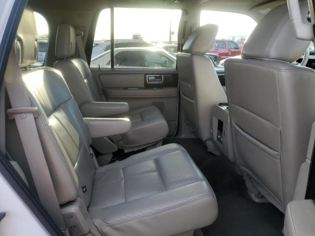 Photo 11 from auction – 2010 LINCOLN NAVIGATOR with VIN 5LMJJ2H58AEJ10577