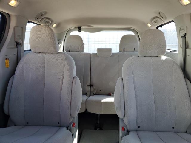 Photo 10 from auction – 2014 TOYOTA SIENNA LE with VIN 5TDJK3DC5ES075494