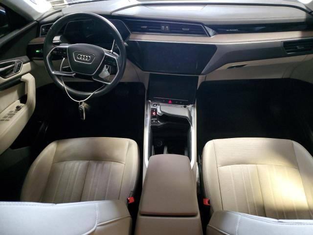 Фото 8 с аукциона – 2024 AUDI Q8 E-TRON с VIN WA15AAGE0RB016575