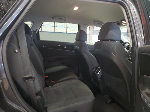 Photo 11 from auction – 2018 KIA SORENTO LX with VIN 5XYPGDA30JG408651