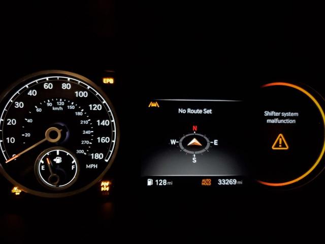 Photo 9 from auction – 2022 GENESIS G70 BASE with VIN KMTG54TE5NU100899