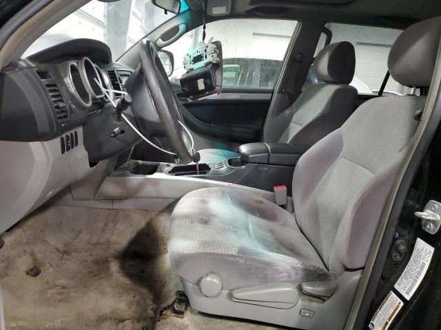 Photo 7 from auction – 2005 TOYOTA 4RUNNER SR with VIN JTEBU14RX50057966