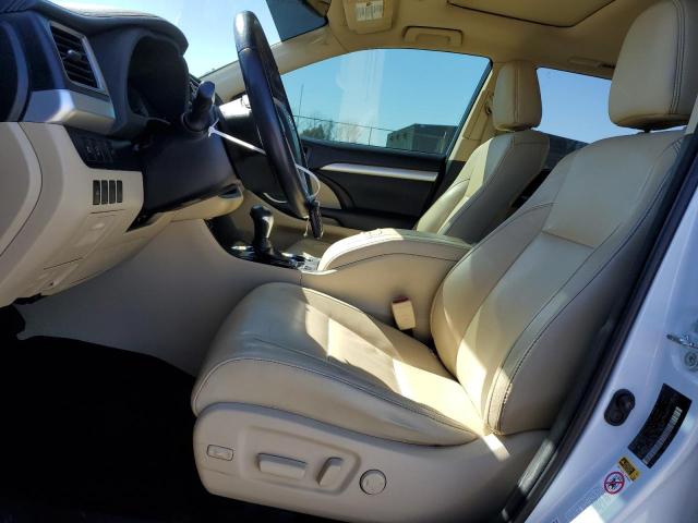 Photo 7 from auction – 2018 TOYOTA HIGHLANDER with VIN 5TDJZRFH6JS545176