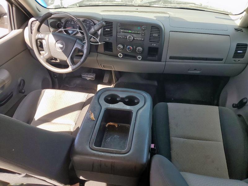 Снимка 8 от търг – 2008 CHEVROLET SILVERADO с VIN 1GCHC29K88E145151