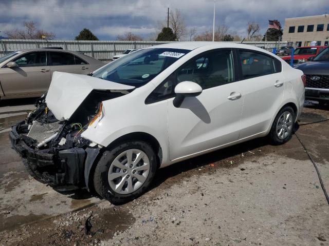 KIA RIO LX 2012 con VIN KNADM4A32C6077392 - Foto de la subasta