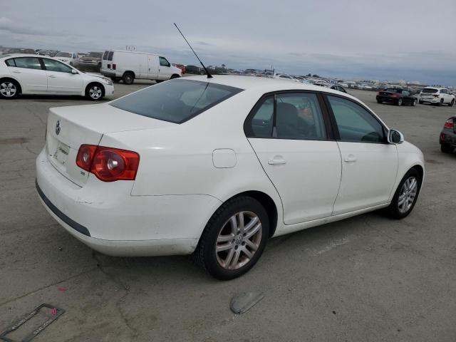 Photo 3 from auction – 2007 VOLKSWAGEN JETTA 2.5 with VIN 3VWPG71K17M121577
