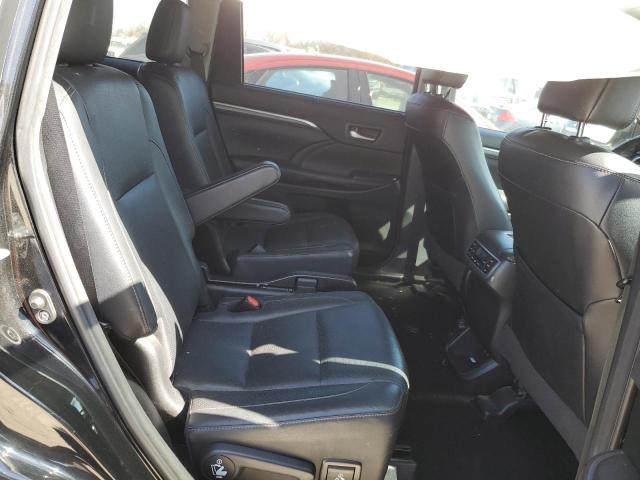 Photo 11 from auction – 2018 TOYOTA HIGHLANDER with VIN 5TDDZRFH8JS839384