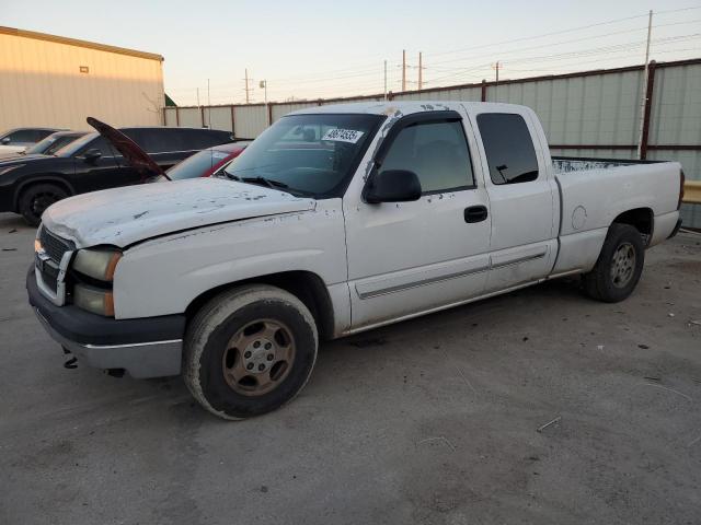 CHEVROLET SILVERADO 2004 with VIN 2GCEC19V641122387 - Photo from auction