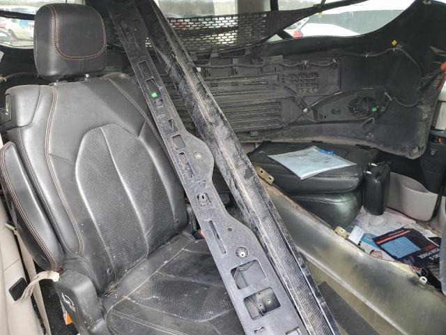 Photo 13 from auction – 2017 CHRYSLER PACIFICA T with VIN 2C4RC1EG5HR515748