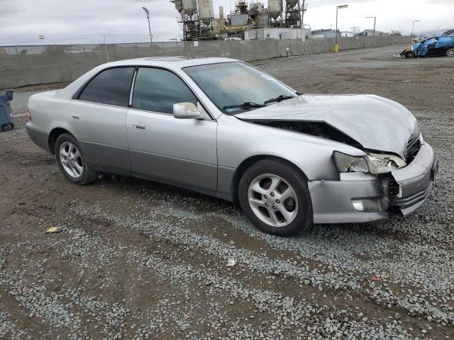 Photo 4 from auction – 2000 LEXUS ES 300 with VIN JT8BF28G9Y5078133