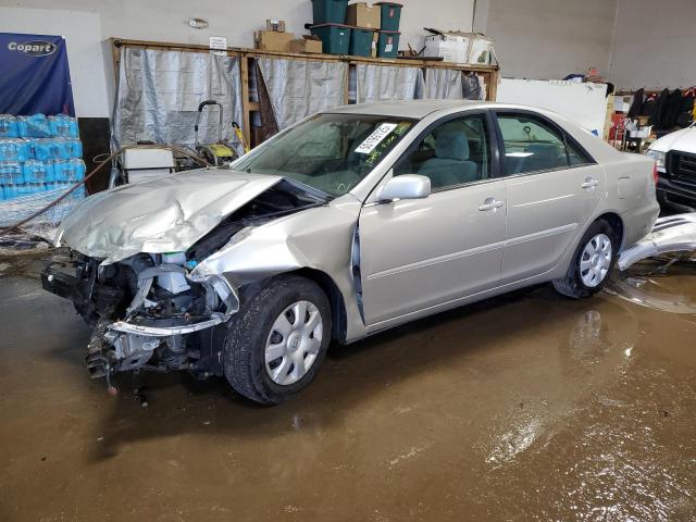 TOYOTA CAMRY LE 2004 with VIN 4T1BE32K24U823565 - Photo from auction