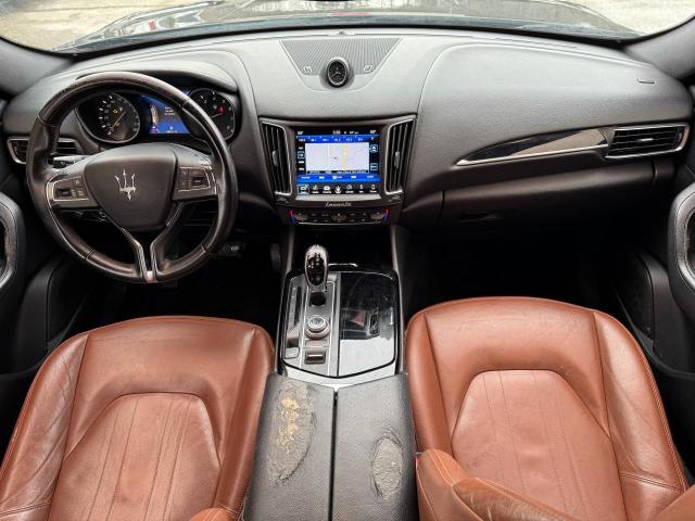 Photo 9 from auction – 2018 MASERATI LEVANTE with VIN ZN661XUA4JX304412