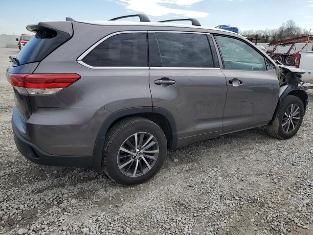 Photo 3 from auction – 2018 TOYOTA HIGHLANDER with VIN 5TDJZRFH2JS531792
