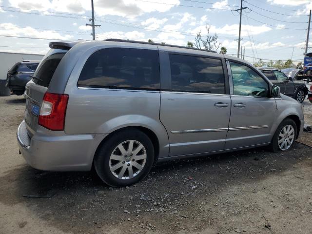 Photo 3 from auction – 2016 CHRYSLER TOWN & COU with VIN 2C4RC1BG0GR294949