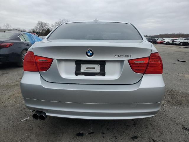 Photo 6 from auction – 2011 BMW 328 I with VIN WBAPH7C58BE679588