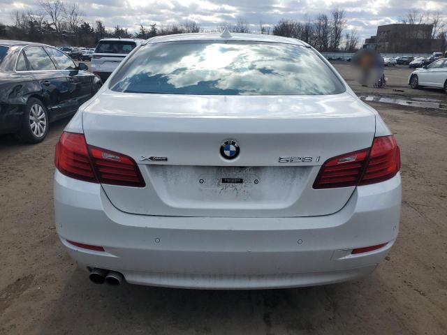 Снимка 6 от търг – 2016 BMW 528 XI с VIN WBA5A7C59GG147421