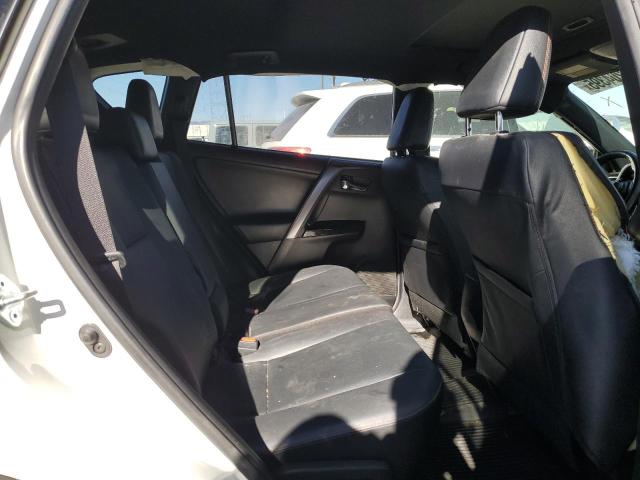 Photo 11 from auction – 2017 TOYOTA RAV4 SE with VIN JTMJFREV2HJ714830
