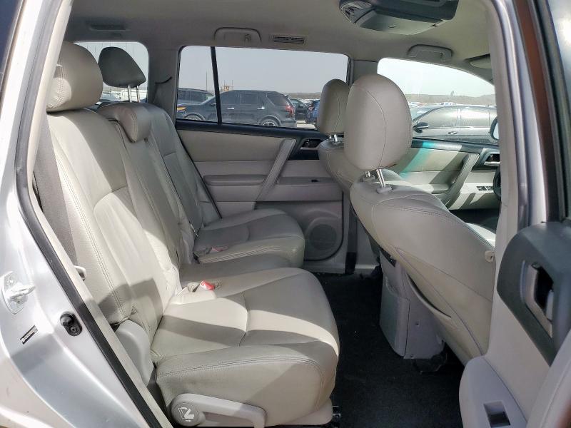 Photo 11 from auction – 2011 TOYOTA HIGHLANDER with VIN JTEBC3EH9B2002235