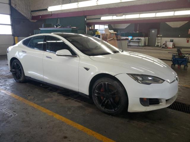 Photo 4 from auction – 2013 TESLA MODEL S with VIN 5YJSA1CG1DFP20404