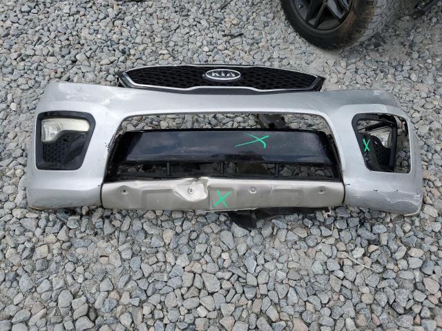 Photo 13 from auction – 2011 KIA SORENTO SX with VIN 5XYKWDA23BG161485
