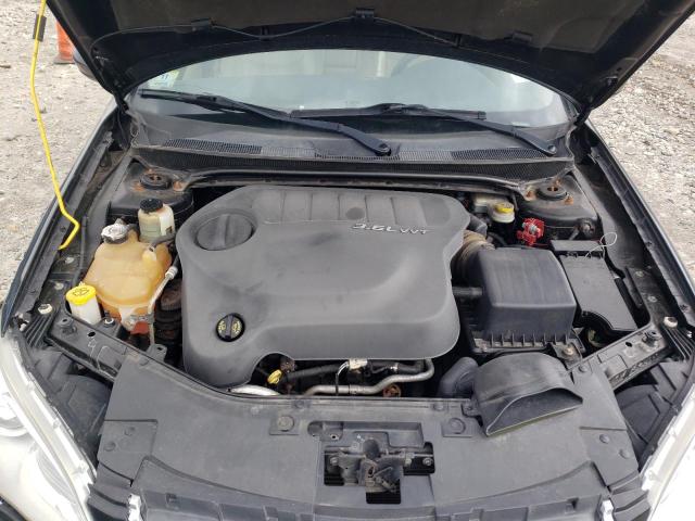 Photo 11 from auction – 2013 CHRYSLER 200 LIMITE with VIN 1C3CCBCG8DN520811
