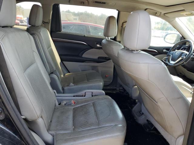 Photo 11 from auction – 2016 TOYOTA HIGHLANDER with VIN 5TDDKRFH8GS261123