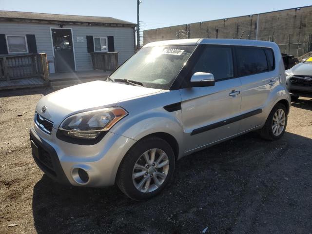 KIA SOUL + 2012 с VIN KNDJT2A60C7417849 - Снимка от търг