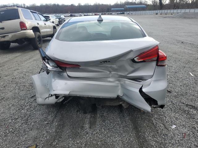 Photo 6 from auction – 2017 KIA FORTE LX with VIN 3KPFK4A79HE045304