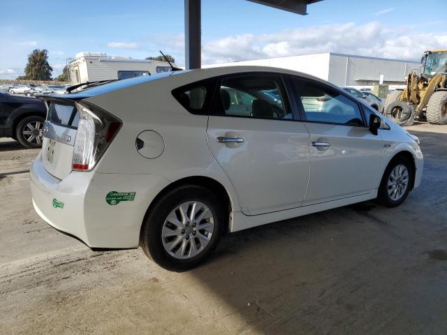 Снимка 3 от търг – 2014 TOYOTA PRIUS PLUG с VIN JTDKN3DPXE3059758