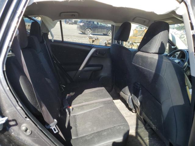 Photo 11 from auction – 2018 TOYOTA RAV4 LE with VIN JTMBFREV5JJ258574