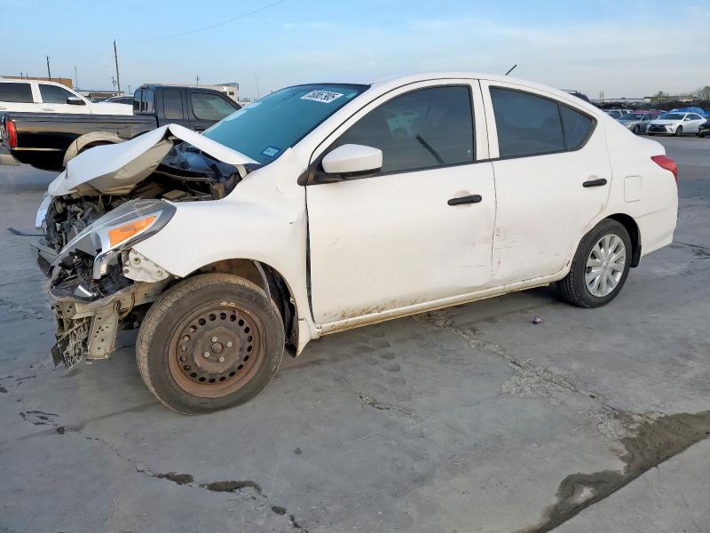 NISSAN VERSA S 2017 with VIN 3N1CN7AP1HL887306 - Photo from auction