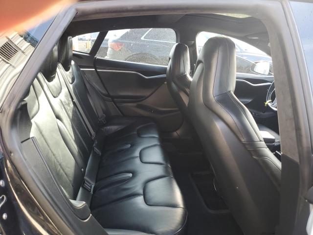 Снимка 10 от търг – 2015 TESLA MODEL S с VIN 5YJSA1E26FF107814