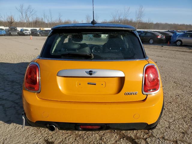 Снимка 6 от търг – 2014 MINI COOPER с VIN WMWXM5C56ET936635