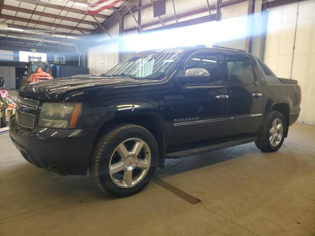 CHEVROLET AVALANCHE 2011 with VIN 3GNTKGE32BG300941 - Photo from auction