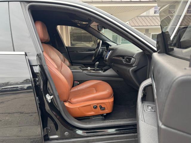 Photo 5 from auction – 2018 MASERATI LEVANTE with VIN ZN661XUA4JX304412