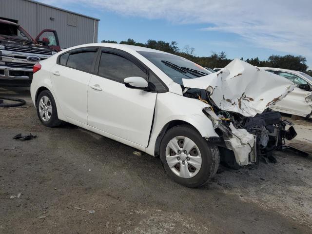 Photo 4 from auction – 2016 KIA FORTE LX with VIN KNAFK4A60G5611798
