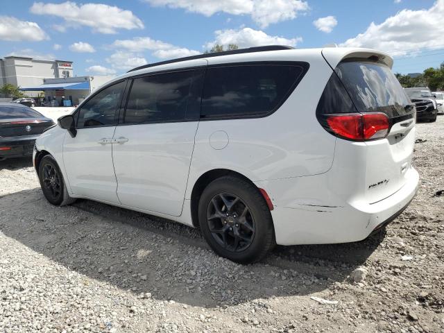 Photo 2 from auction – 2019 CHRYSLER PACIFICA with VIN 2C4RC1BG2KR568970