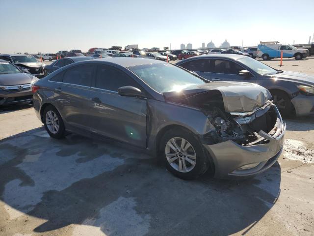 Photo 4 from auction – 2013 HYUNDAI SONATA GLS with VIN 5NPEB4ACXDH725968
