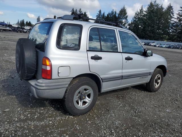 Photo 3 from auction – 2000 CHEVROLET TRACKER with VIN 2CNBJ13C1Y6941795