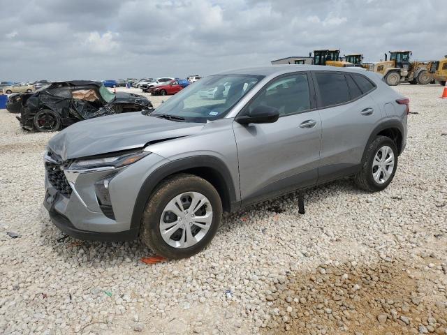 CHEVROLET TRAX LS 2025 with VIN KL77LFEP2SC162757 - Photo from auction