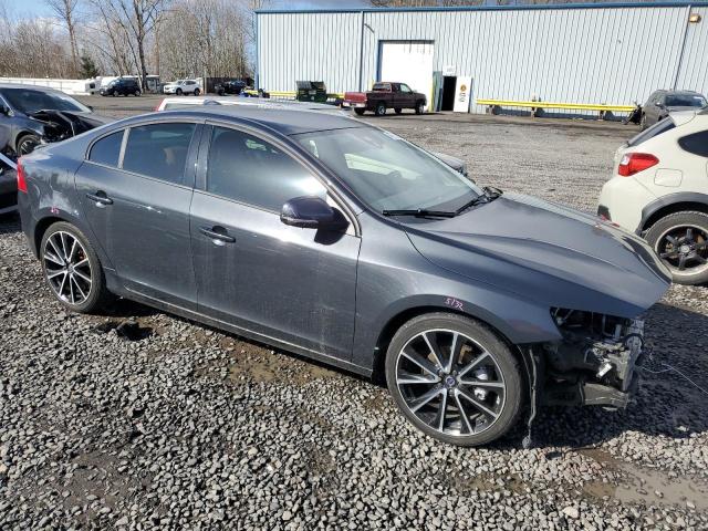 Photo 4 from auction – 2016 VOLVO S60 with VIN YV126MFJ5G2395624