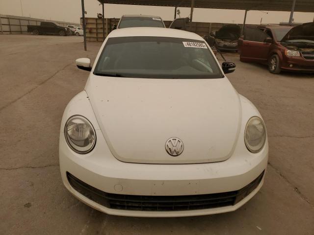 Photo 5 from auction – 2012 VOLKSWAGEN BEETLE with VIN 3VWJP7AT2CM642252