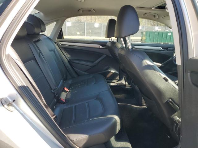 Снимка 10 от търг – 2014 VOLKSWAGEN PASSAT SE с VIN 1VWBP7A31EC001876