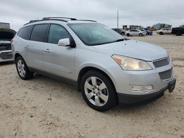 Photo 4 from auction – 2010 CHEVROLET TRAVERSE L with VIN 1GNLRHED4AS155533