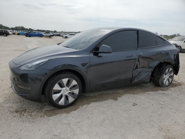 TESLA MODEL Y 2024 with VIN 7SAYGDEE3RA253354 - Photo from auction