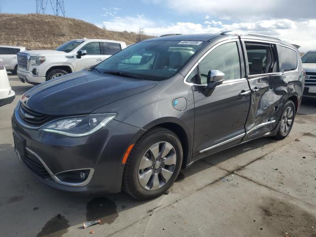CHRYSLER PACIFICA H 2018 with VIN 2C4RC1N75JR365243 - Photo from auction