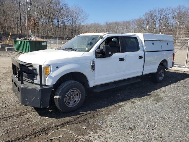 FORD F250 SUPER 2017 with VIN 1FT7W2B6XHED33492 - Photo from auction