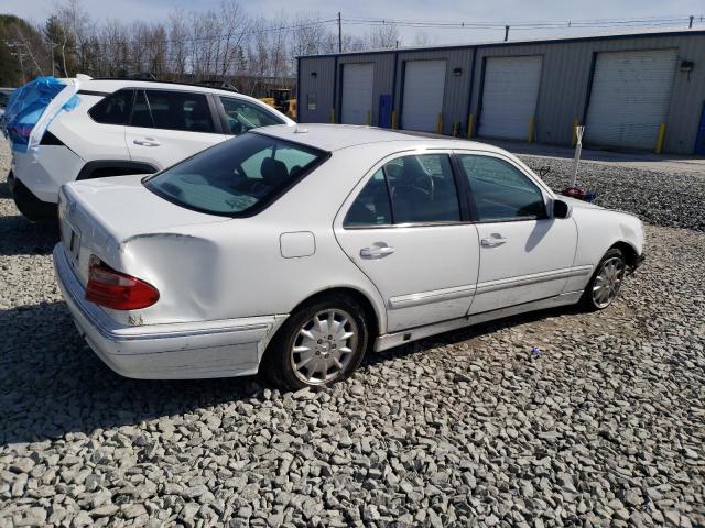 Снимка 3 от търг – 2000 MERCEDES-BENZ E 320 с VIN WDBJF65J3YB080853